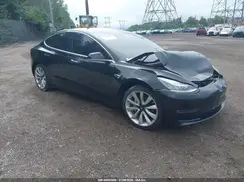 5YJ3E1EA3JF154579 2018 TESLA MODEL 3
