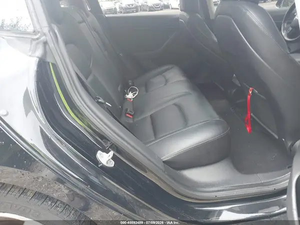 5YJ3E1EA3JF154579 2018 TESLA MODEL 3 - Image 8