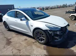 5YJ3E1EA3JF155473 2018 TESLA MODEL 3