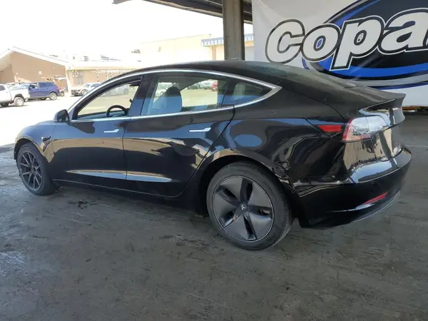 5YJ3E1EA3JF156400 2018 TESLA MODEL 3 - Image 2