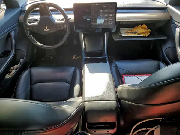 5YJ3E1EA3JF156445 2018 TESLA MODEL 3 - Image 8