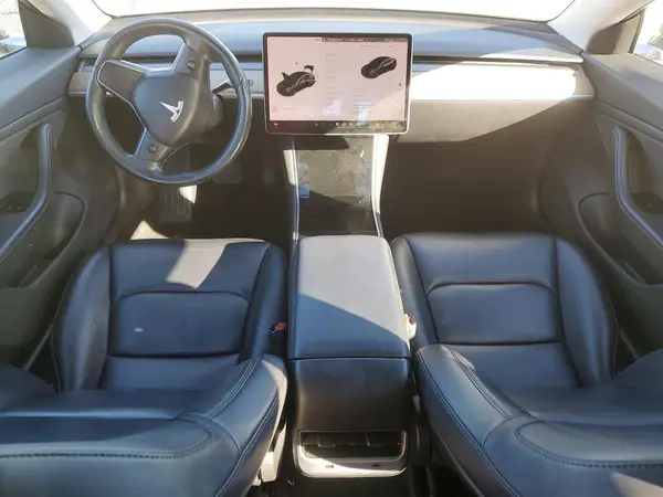 5YJ3E1EA3JF157000 2018 TESLA MODEL 3 - Image 8