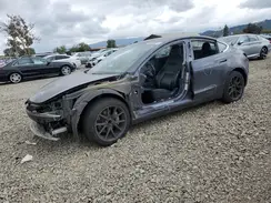 5YJ3E1EA3JF158437 2018 TESLA MODEL 3