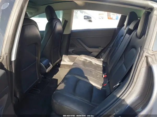 5YJ3E1EA3JF158809 2018 TESLA MODEL 3 - Image 8