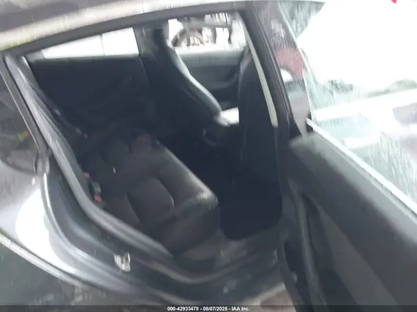 5YJ3E1EA3JF158938 2018 TESLA MODEL 3 - Image 8