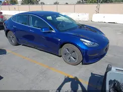 5YJ3E1EA3JF160706 2018 TESLA MODEL 3
