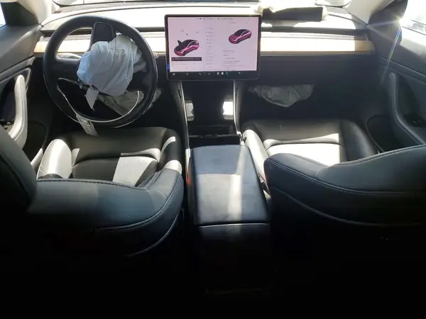 5YJ3E1EA3JF161841 2018 TESLA MODEL 3 - Image 8