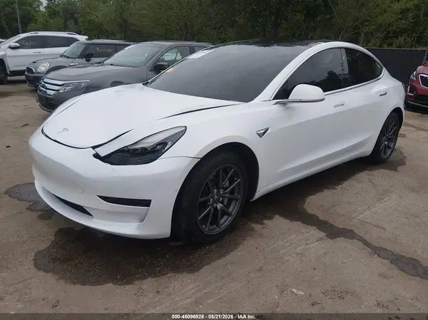 5YJ3E1EA3JF161855 2018 TESLA MODEL 3 - Image 2