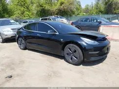 5YJ3E1EA3JF165825 2018 TESLA MODEL 3