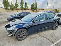 5YJ3E1EA3JF166070 2018 TESLA MODEL 3