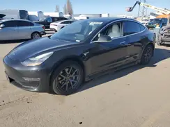 5YJ3E1EA3JF166215 2018 TESLA MODEL 3