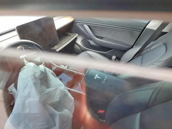 5YJ3E1EA3JF175884 2018 TESLA MODEL 3 - Image 8