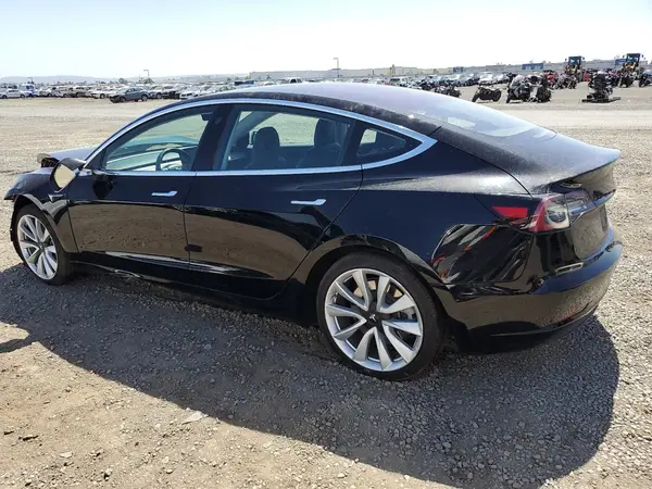 5YJ3E1EA3JF175948 2018 TESLA MODEL 3 - Image 2