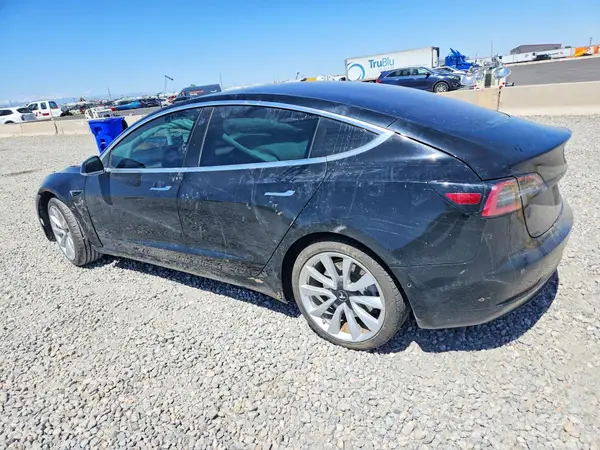 5YJ3E1EA3JF176243 2018 TESLA MODEL 3 - Image 2