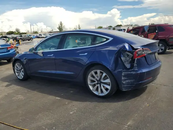 5YJ3E1EA3JF178297 2018 TESLA MODEL 3 - Image 2