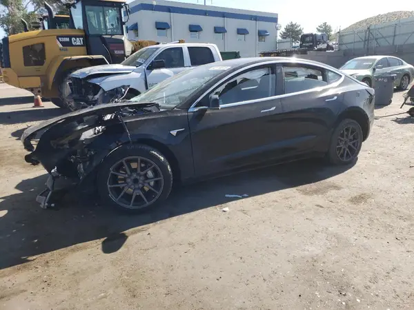 5YJ3E1EA3KF297064 2019 TESLA MODEL 3 - Image 1