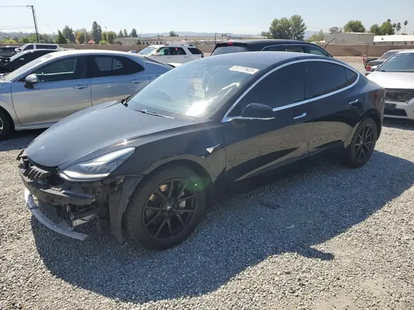 5YJ3E1EA3KF297372 2019 TESLA MODEL 3 - Image 1