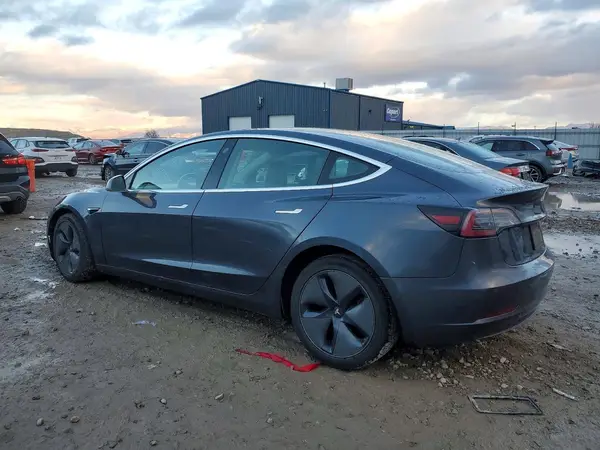 5YJ3E1EA3KF298327 2019 TESLA MODEL 3 - Image 2