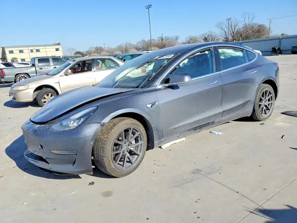5YJ3E1EA3KF299090 2019 TESLA MODEL 3 - Image 1