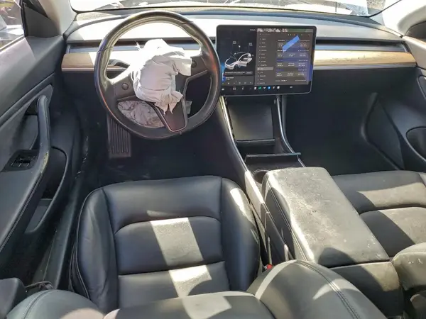 5YJ3E1EA3KF300108 2019 TESLA MODEL 3 - Image 8