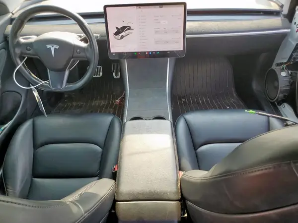 5YJ3E1EA3KF300125 2019 TESLA MODEL 3 - Image 8