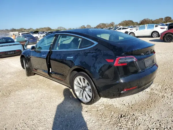 5YJ3E1EA3KF300335 2019 TESLA MODEL 3 - Image 2