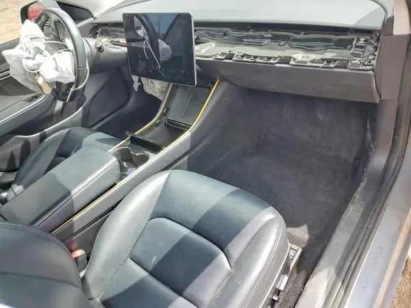 5YJ3E1EA3KF300528 2019 TESLA MODEL 3 - Image 8