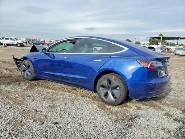 5YJ3E1EA3KF301968 2019 TESLA MODEL 3 - Image 2