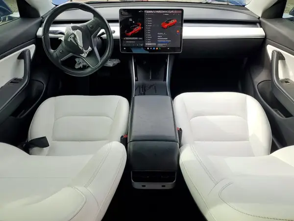 5YJ3E1EA3KF301968 2019 TESLA MODEL 3 - Image 8