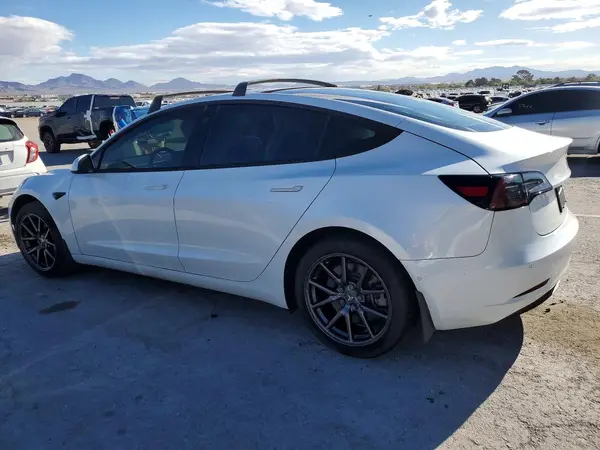 5YJ3E1EA3KF302019 2019 TESLA MODEL 3 - Image 2