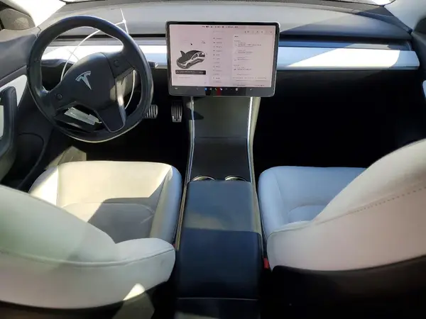 5YJ3E1EA3KF302019 2019 TESLA MODEL 3 - Image 8