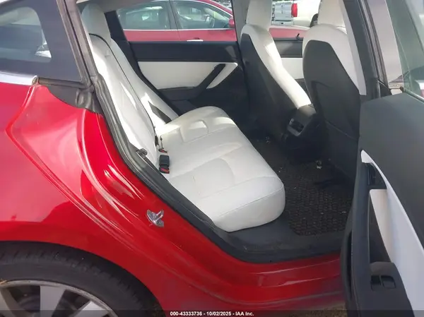 5YJ3E1EA3KF302408 2019 TESLA MODEL 3 - Image 8