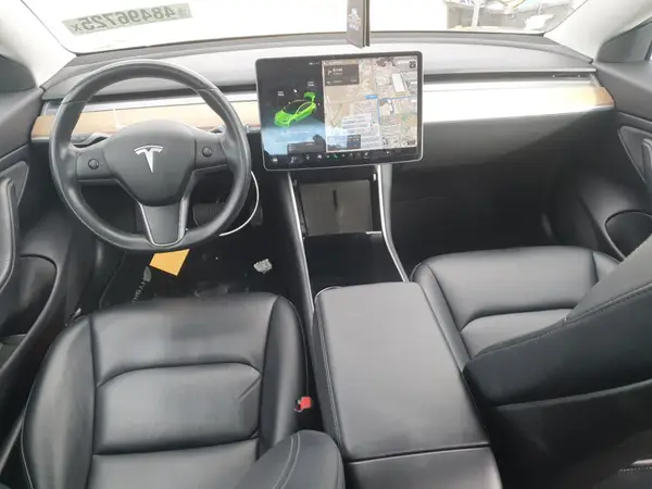 5YJ3E1EA3KF304384 2019 TESLA MODEL 3 - Image 8