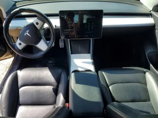5YJ3E1EA3KF306636 2019 TESLA MODEL 3 - Image 8