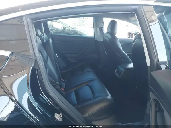 5YJ3E1EA3KF306877 2019 TESLA MODEL 3 - Image 8
