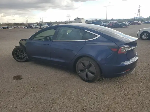 5YJ3E1EA3KF309357 2019 TESLA MODEL 3 - Image 2