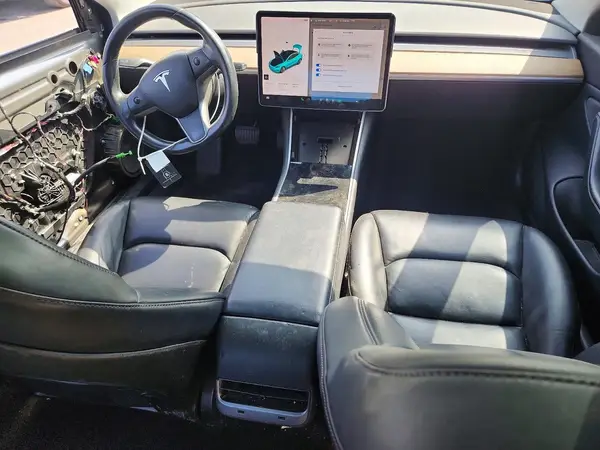 5YJ3E1EA3KF311061 2019 TESLA MODEL 3 - Image 8