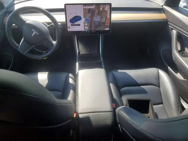 5YJ3E1EA3KF311528 2019 TESLA MODEL 3 - Image 8