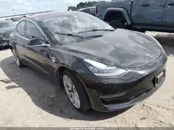 5YJ3E1EA3KF313229 2019 TESLA MODEL 3