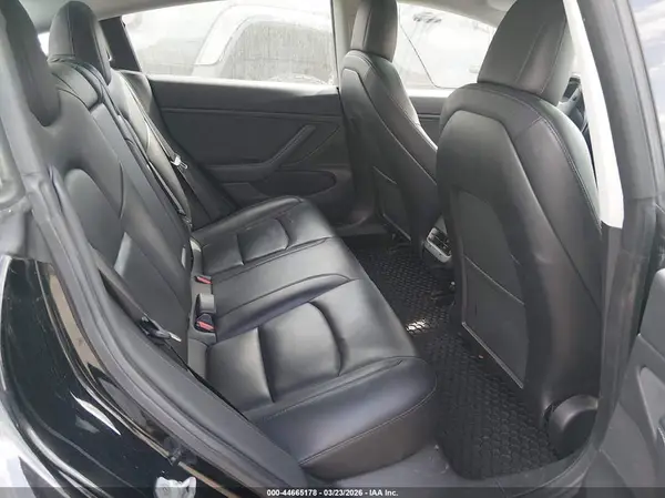 5YJ3E1EA3KF313229 2019 TESLA MODEL 3 - Image 8
