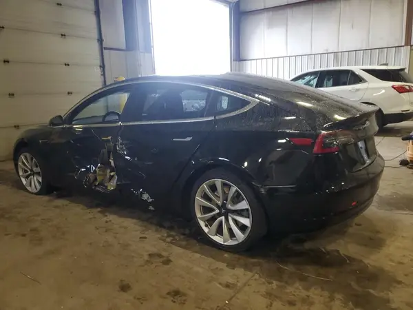 5YJ3E1EA3KF314168 2019 TESLA MODEL 3 - Image 2