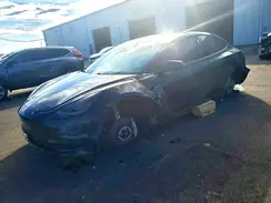 5YJ3E1EA3KF317622 2019 TESLA MODEL 3