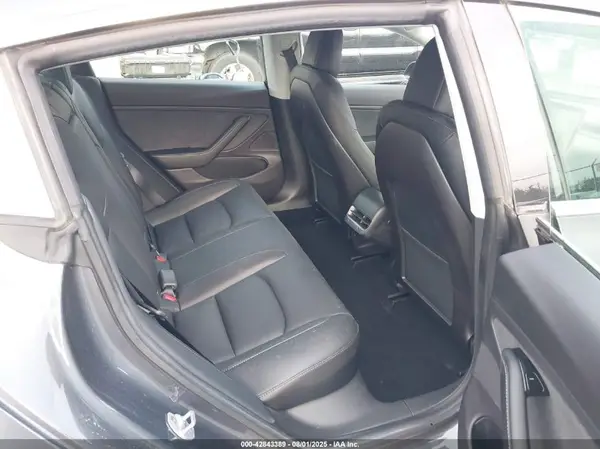 5YJ3E1EA3KF324280 2019 TESLA MODEL 3 - Image 8