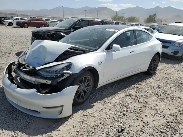 5YJ3E1EA3KF326577 2019 TESLA MODEL 3 - Image 1