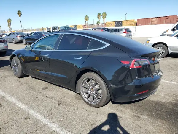 5YJ3E1EA3KF331097 2019 TESLA MODEL 3 - Image 2