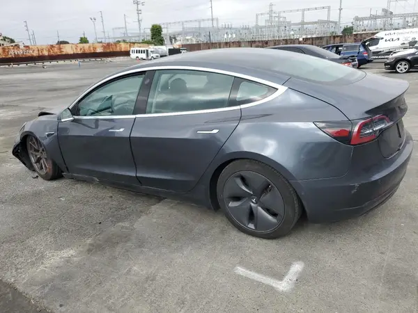 5YJ3E1EA3KF331357 2019 TESLA MODEL 3 - Image 2