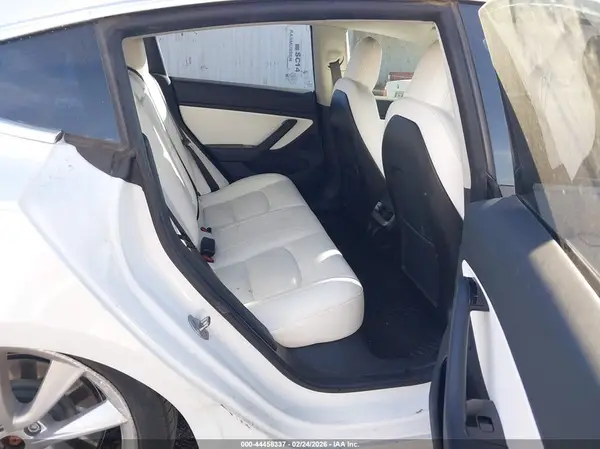 5YJ3E1EA3KF346392 2019 TESLA MODEL 3 - Image 8