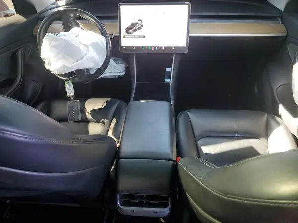 5YJ3E1EA3KF357439 2019 TESLA MODEL 3 - Image 8
