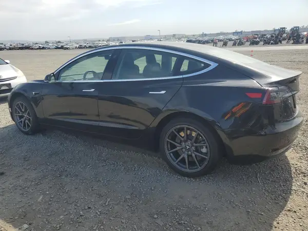 5YJ3E1EA3KF395219 2019 TESLA MODEL 3 - Image 2
