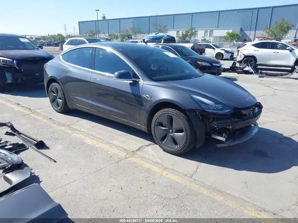 5YJ3E1EA3KF396273 2019 TESLA MODEL 3 - Image 1